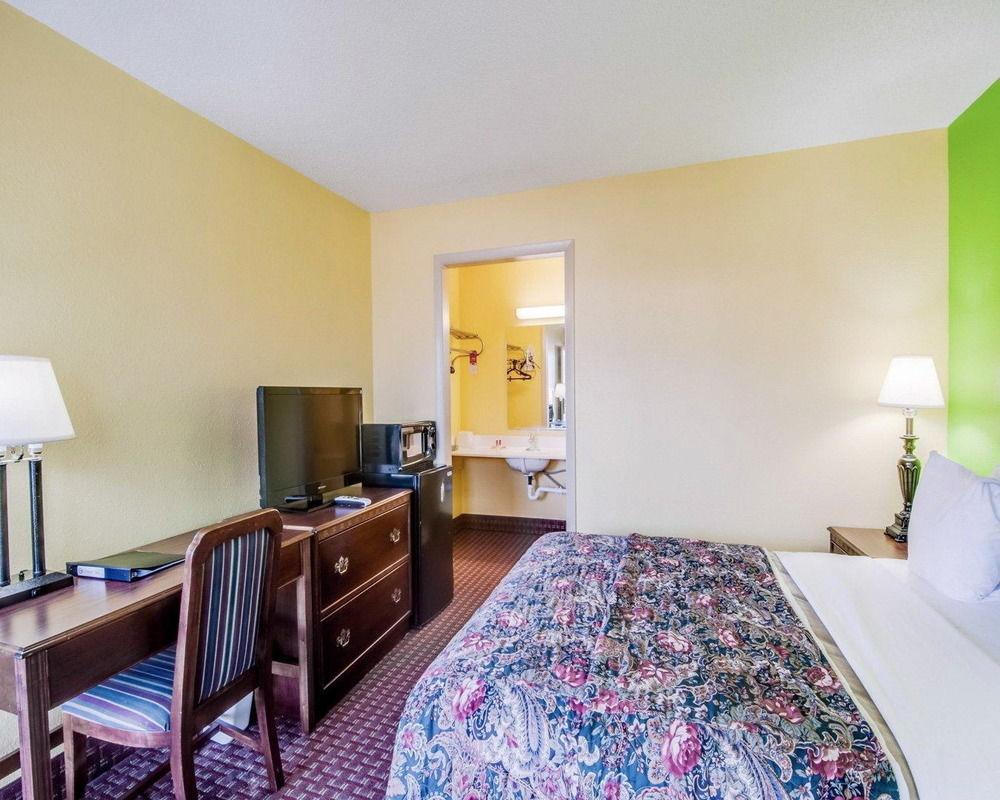 Econo Lodge Marion I-81 Ngoại thất bức ảnh