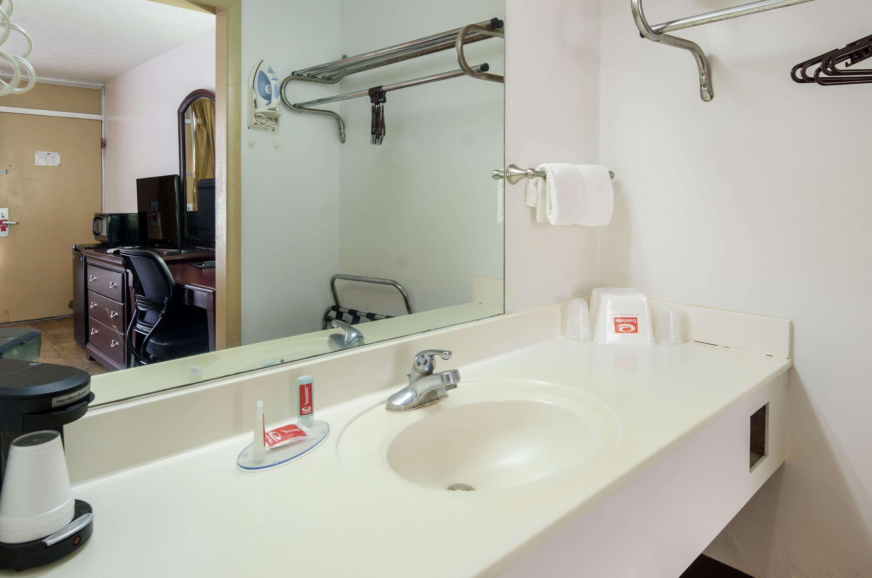Econo Lodge Marion I-81 Ngoại thất bức ảnh