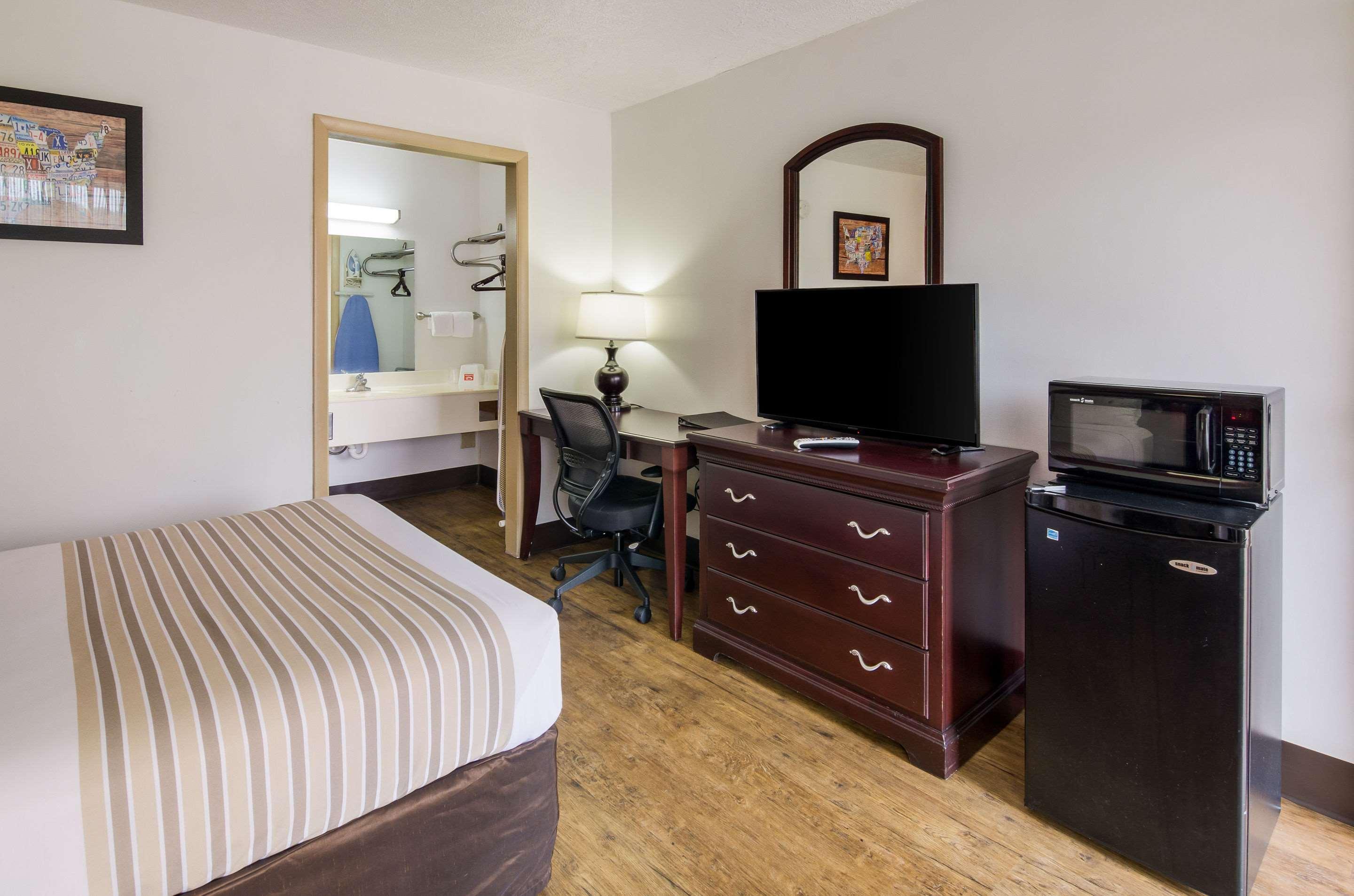 Econo Lodge Marion I-81 Ngoại thất bức ảnh