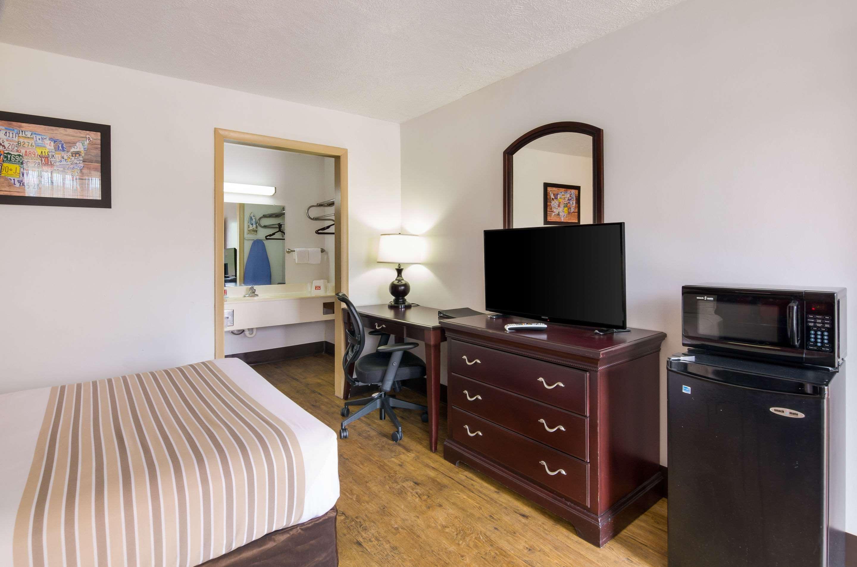 Econo Lodge Marion I-81 Ngoại thất bức ảnh